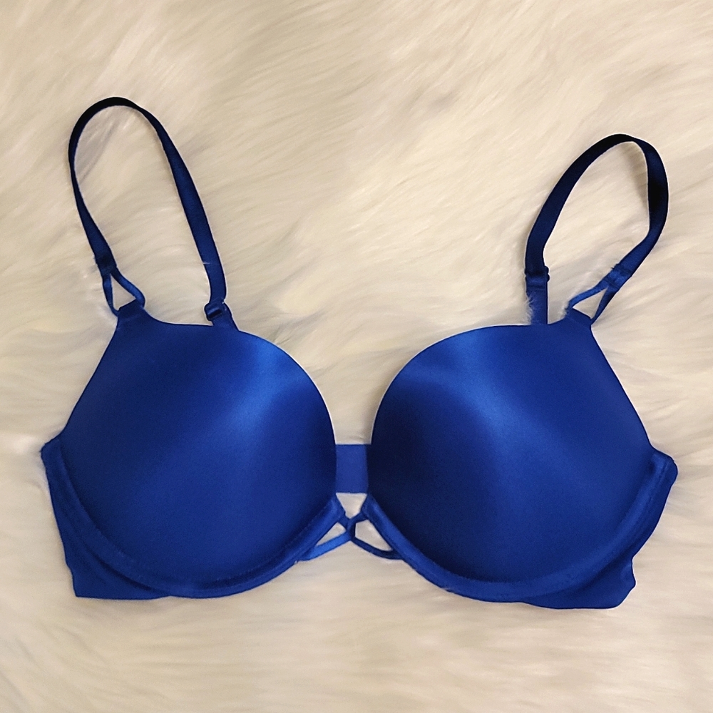 NWOT V.S. Miraculous Plunge Bombshell Blue Bra
